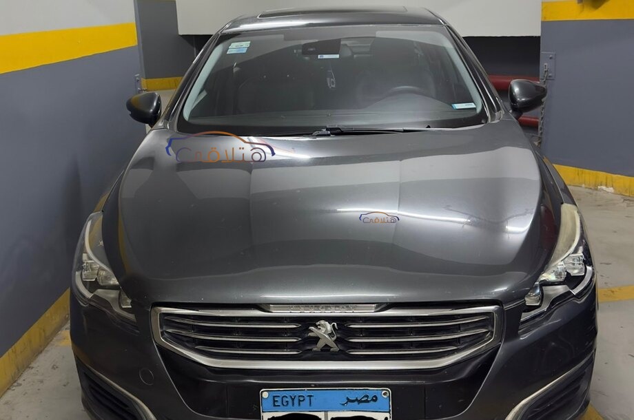 508 Peugeot رمادي