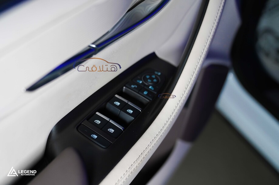 Song Plus Byd أبيض