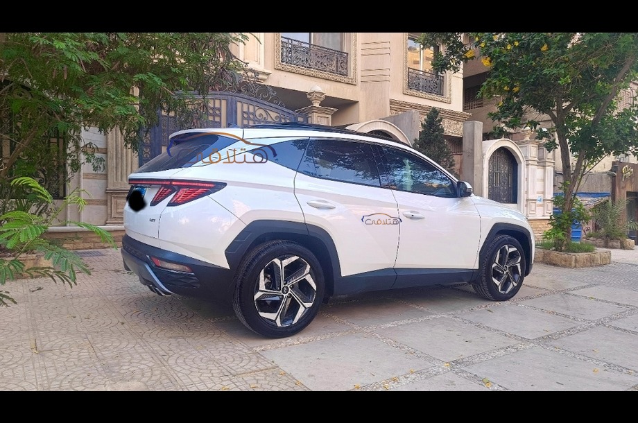 Tucson Hyundai أبيض