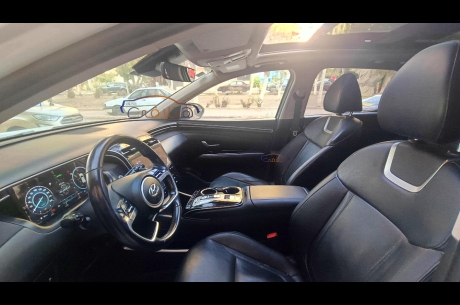 Tucson Hyundai أبيض
