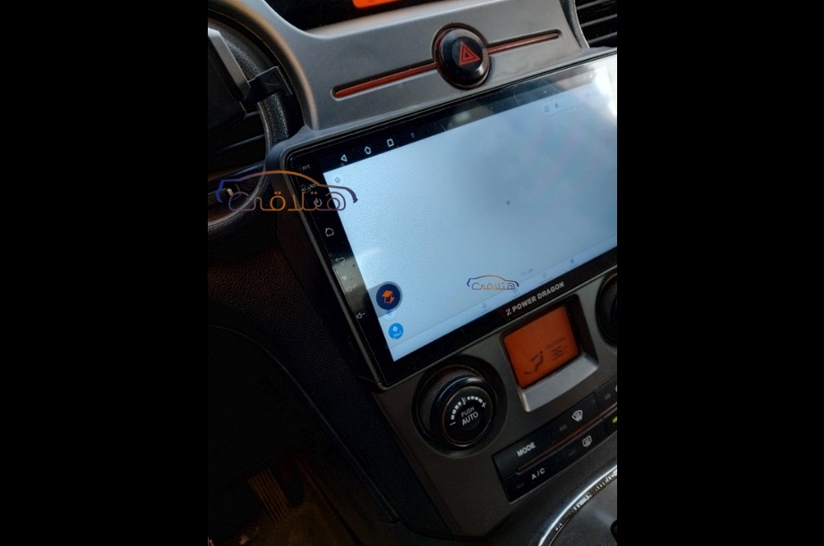 Carens Kia باذنجاني