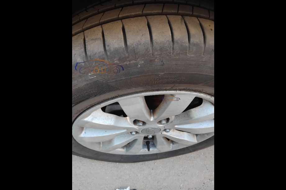 Carens Kia باذنجاني