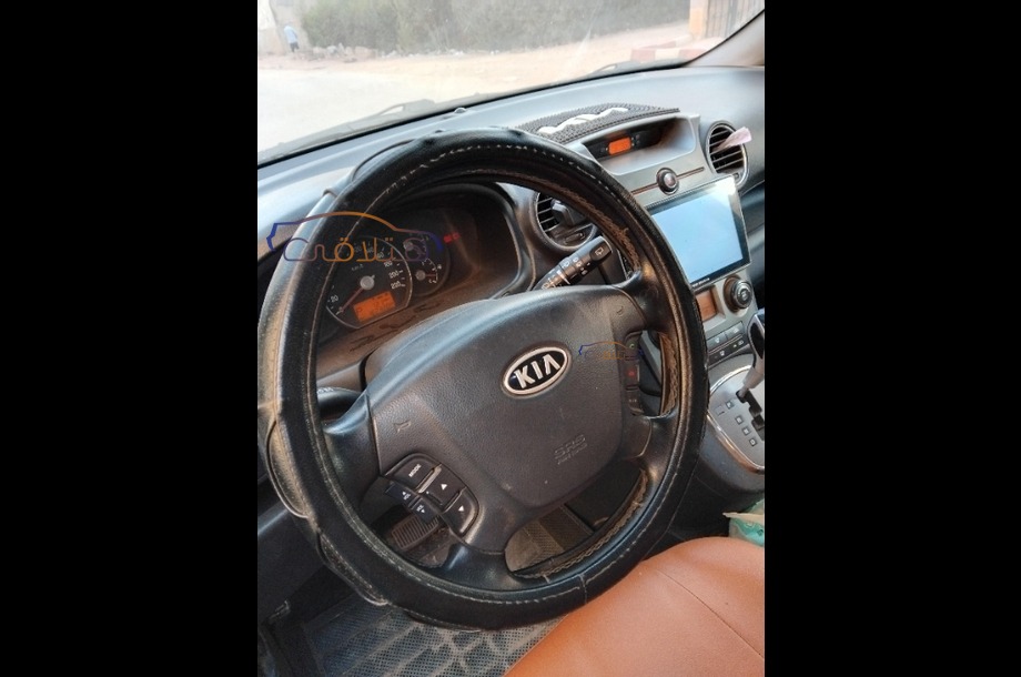 Carens Kia باذنجاني