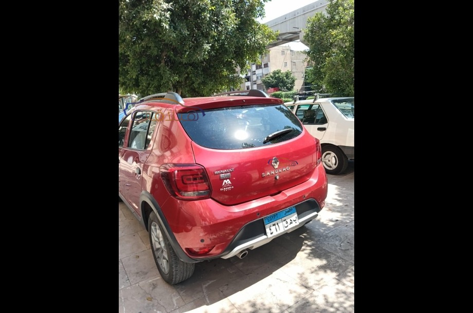 Sandero Step Way Renault Dark red