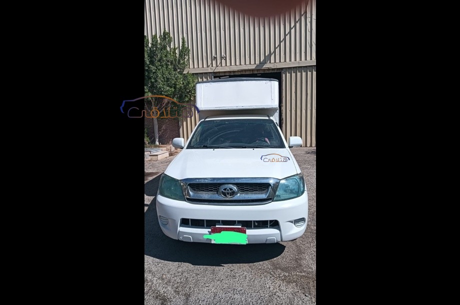 Hilux Toyota White