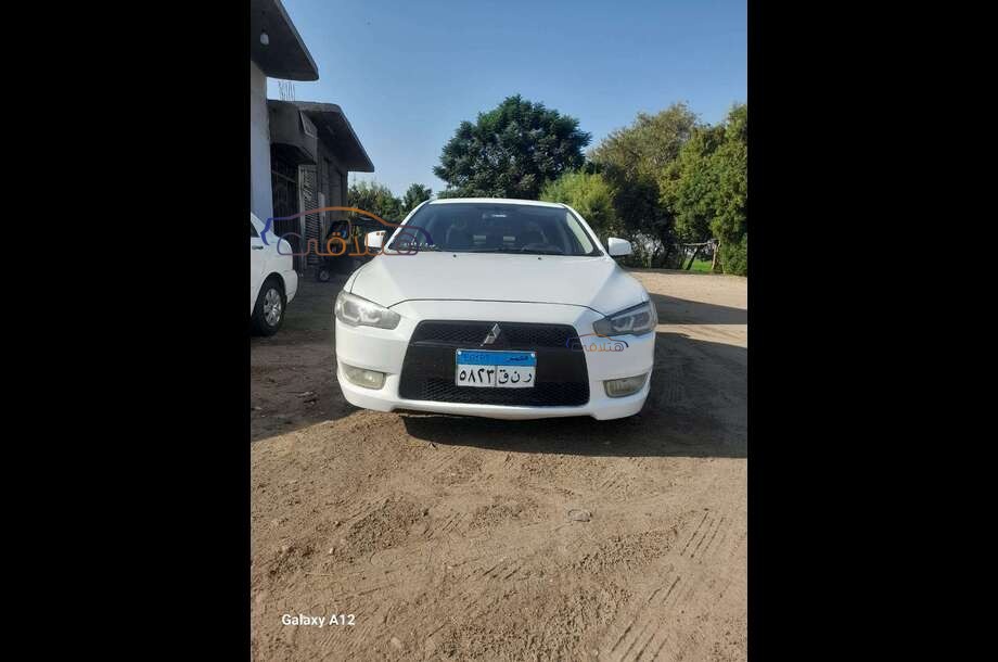 Lancer EX Shark Mitsubishi أبيض