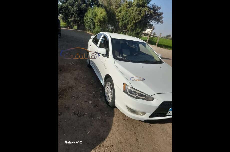 Lancer EX Shark Mitsubishi أبيض