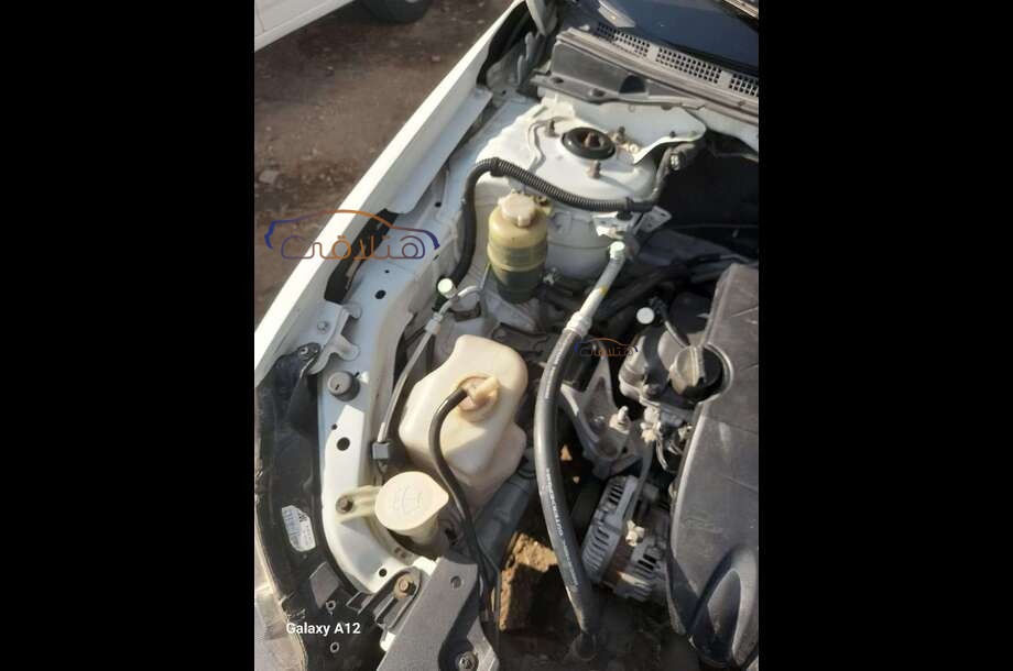 Lancer EX Shark Mitsubishi أبيض