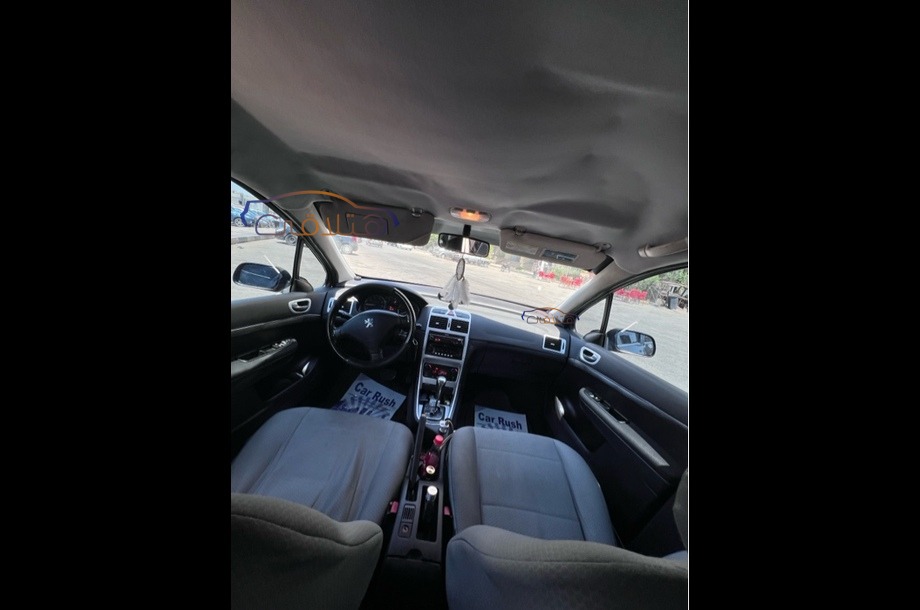 307 Peugeot أسود