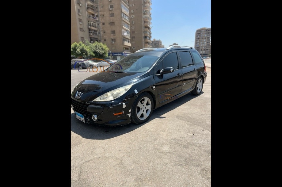 307 Peugeot أسود