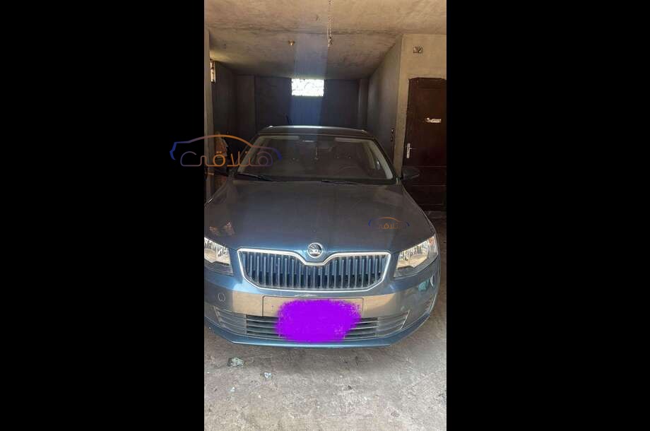 Octavia A7 Skoda أسود