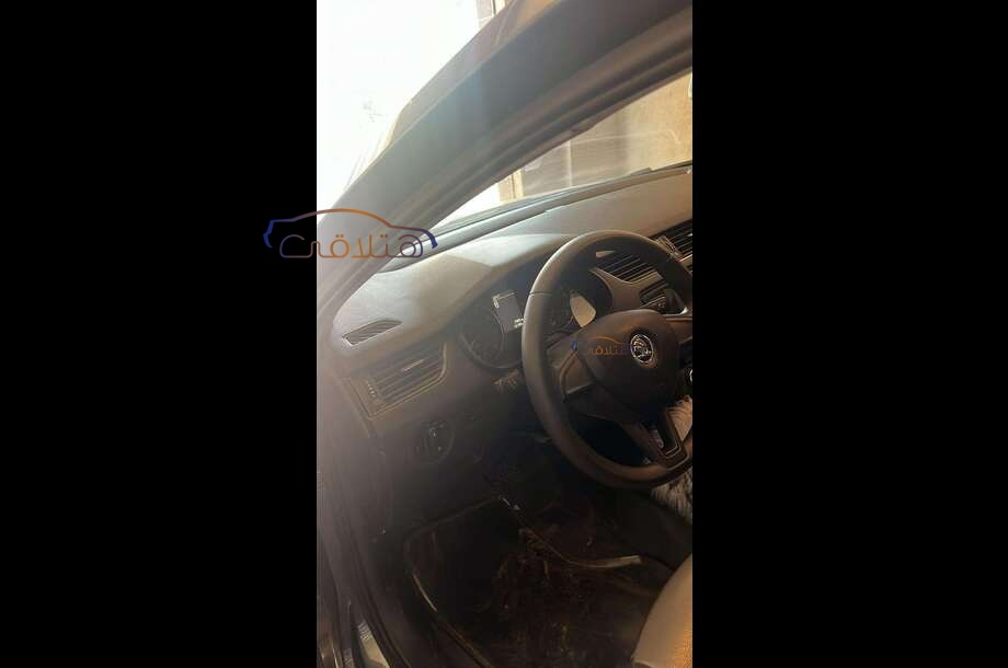 Octavia A7 Skoda أسود