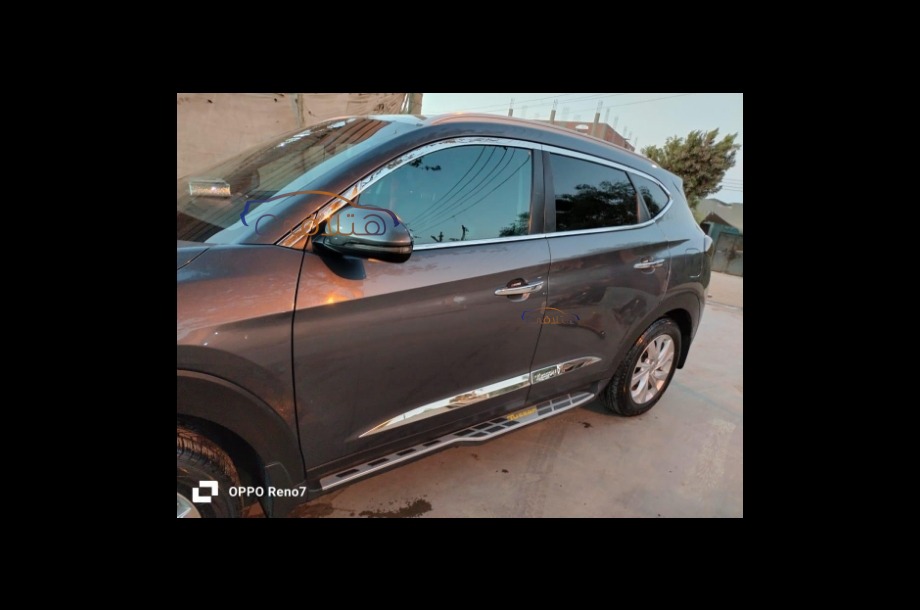 Tucson Hyundai Dark grey