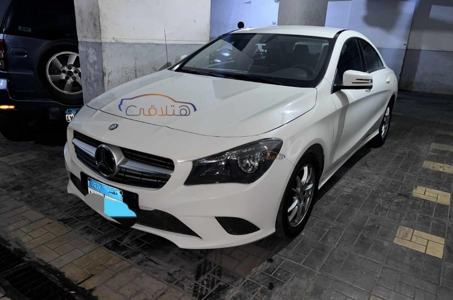 CLA 180 Mercedes White