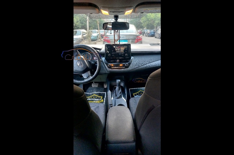 Corolla Toyota Dark green