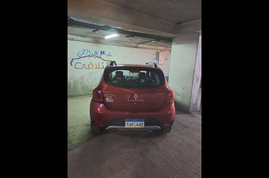 Sandero Step Way Renault Dark red