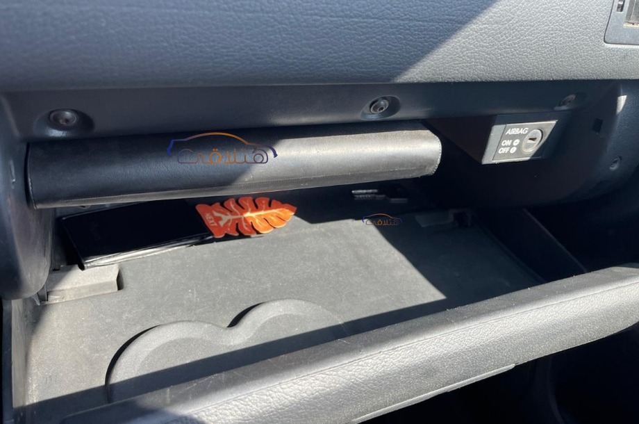 Octavia A4 Skoda فضي