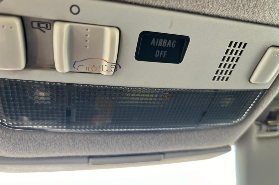 Octavia A4 Skoda فضي