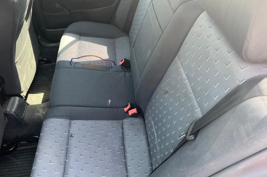 Octavia A4 Skoda فضي