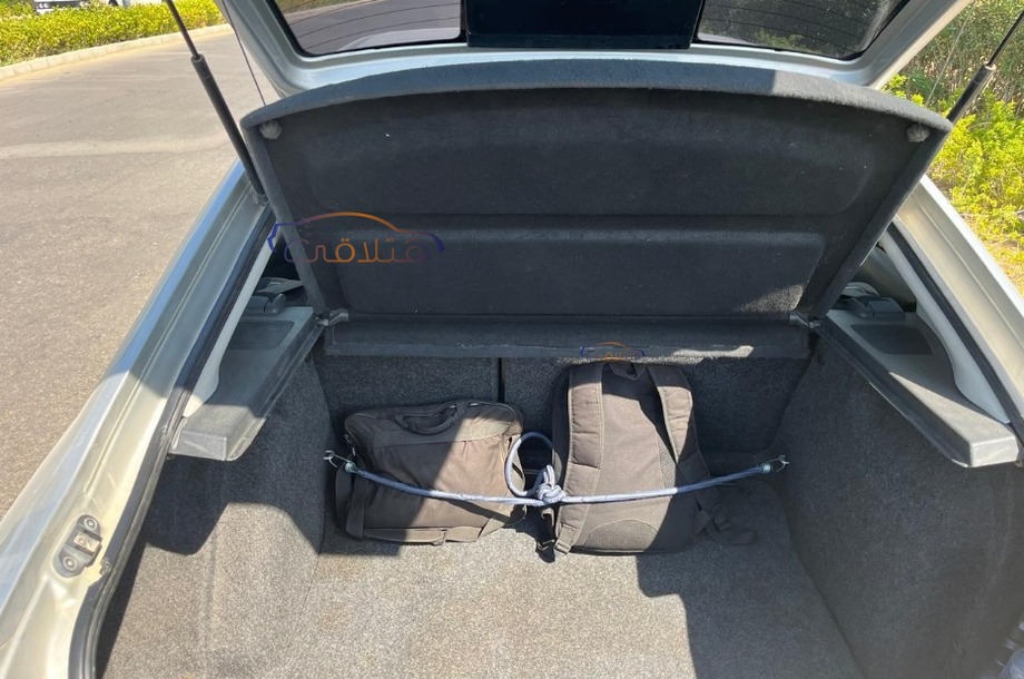 Octavia A4 Skoda فضي