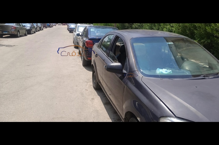 Aveo Chevrolet بني