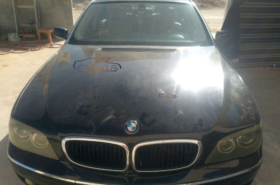 740 BMW أسود