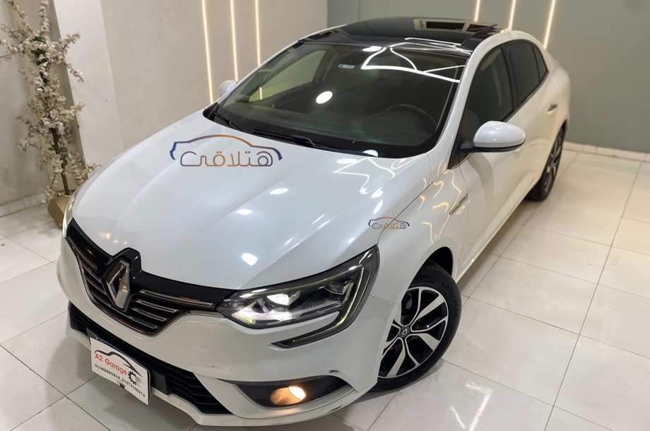 Megane Renault أبيض