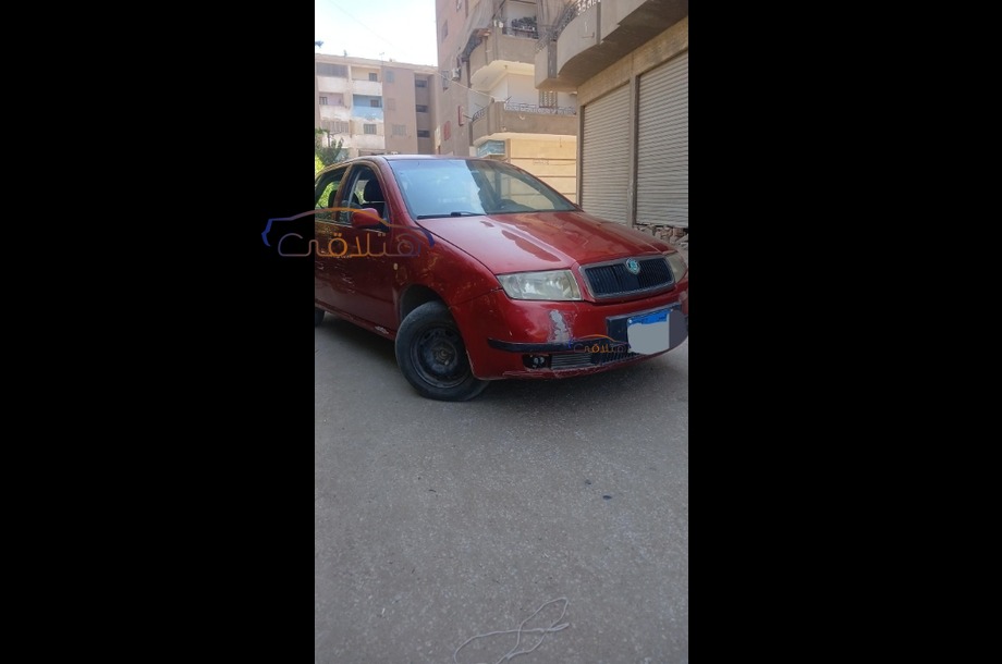 Fabia Skoda Red