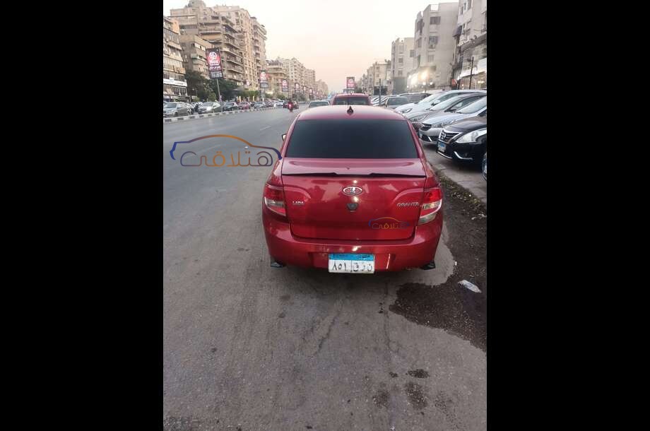 Granta Lada Red