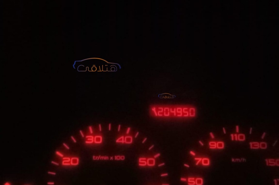 206 Peugeot احمر