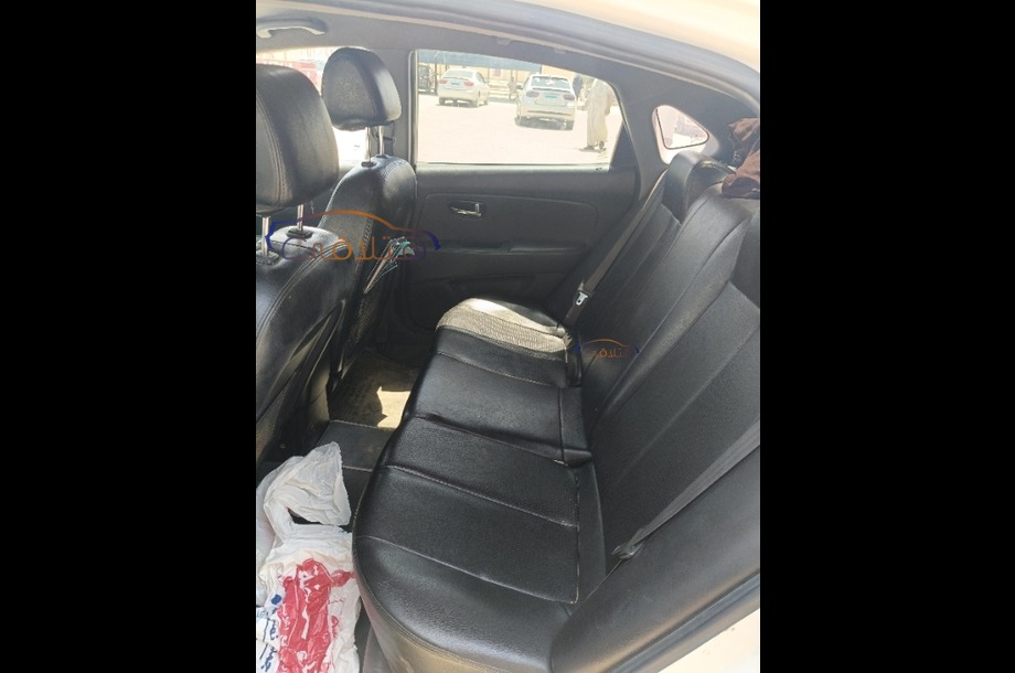 Elantra HD Hyundai White