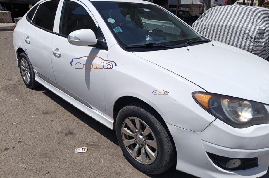 Elantra HD Hyundai White