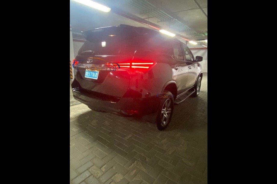 Fortuner Toyota Black
