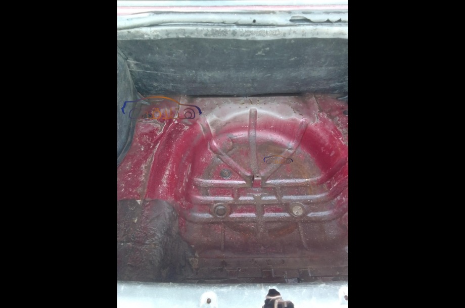 Lanos Chevrolet احمر غامق