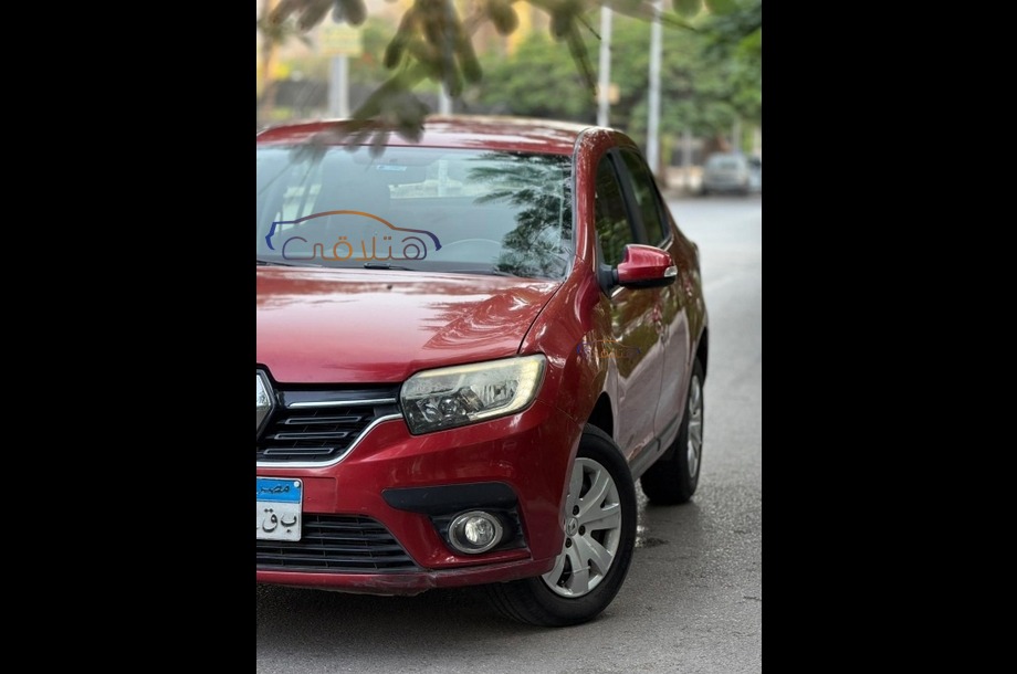 Logan Renault Dark red