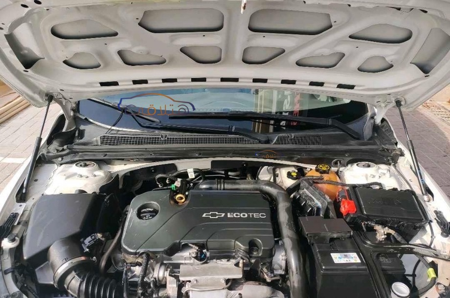 Malibu Chevrolet White