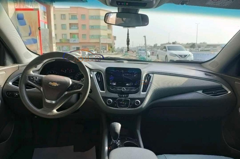 Malibu Chevrolet White