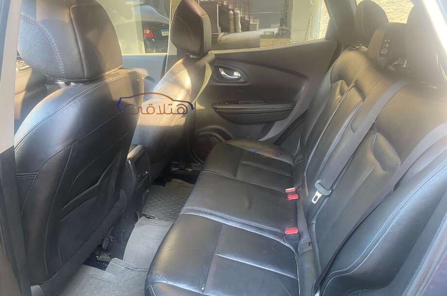 Kadjar Renault الأزرق الداكن