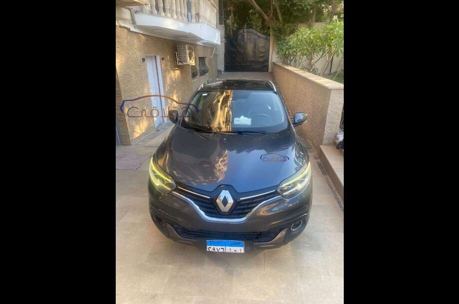 Kadjar Renault الأزرق الداكن