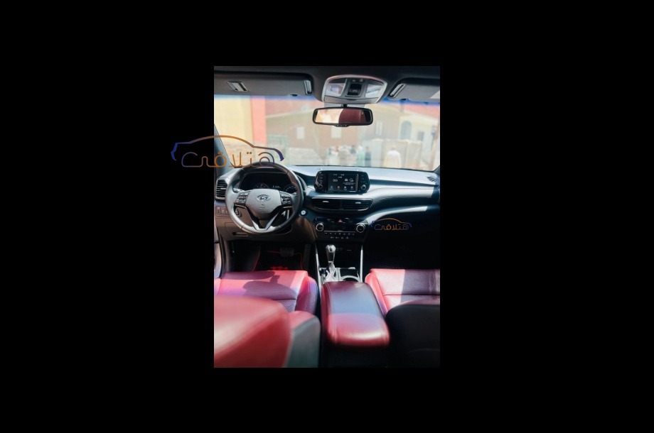 Tucson Hyundai رمادي