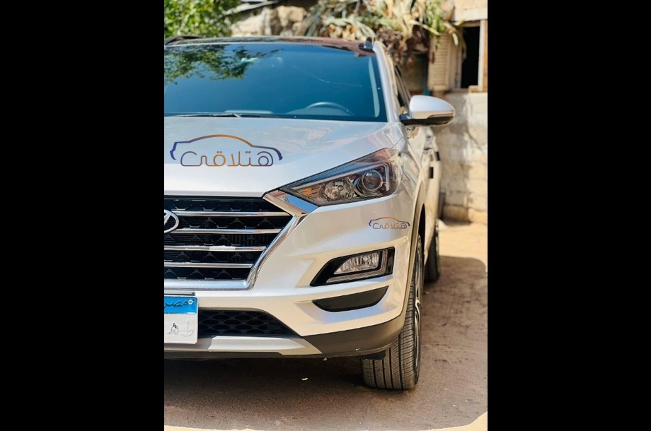 Tucson Hyundai رمادي