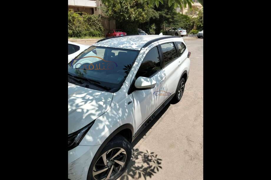 Rush Toyota أبيض