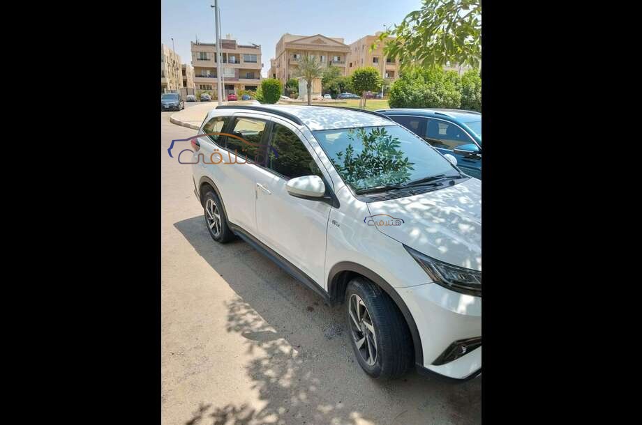 Rush Toyota أبيض