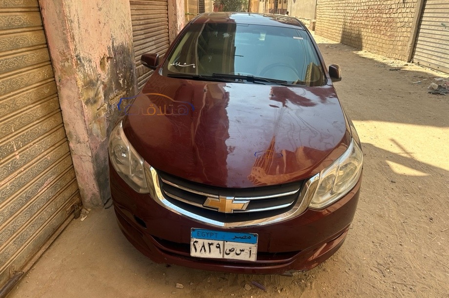 Optra Chevrolet احمر