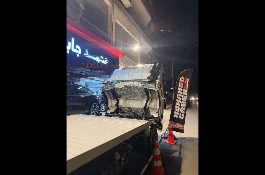 N-Series Chevrolet White