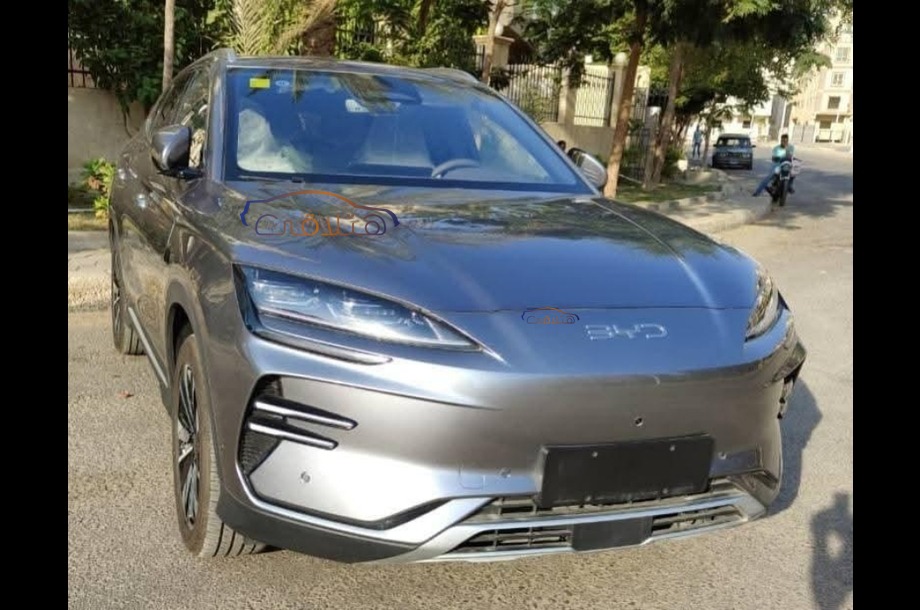 Song Plus Byd فضي