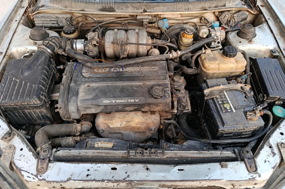 Nubira 2 Daewoo فضي