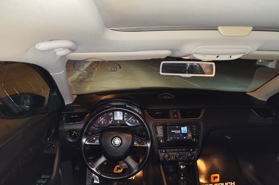 Octavia A7 Skoda أسود