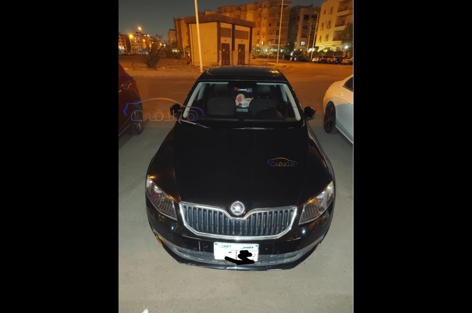 Octavia A7 Skoda أسود
