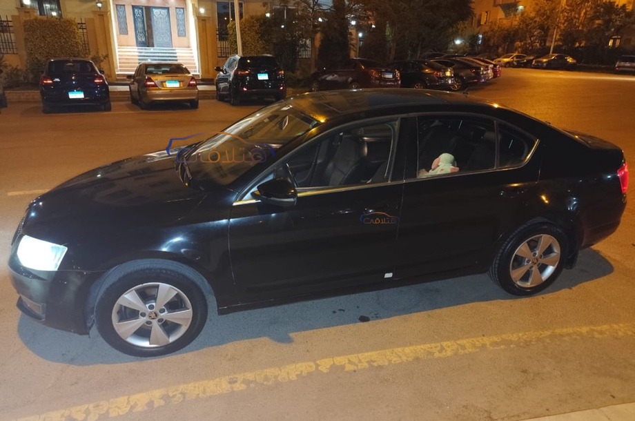 Octavia A7 Skoda أسود